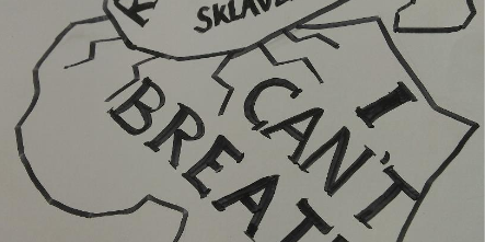 Bild zur Broschüre, Ein Knie wird auf den Kontinent Afrika gedrückt