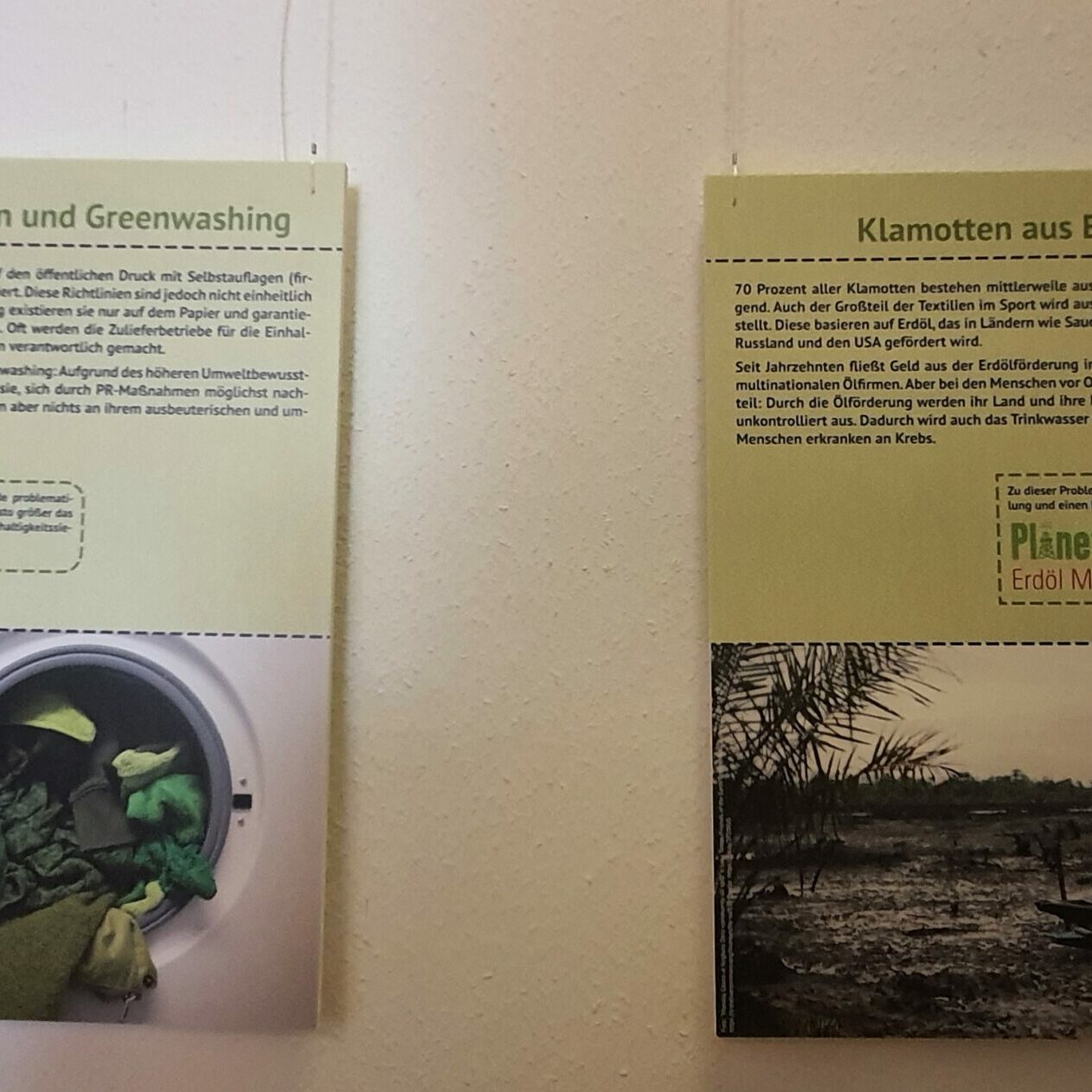 TrikotTausch Plakatausstellung mit Aufhängung