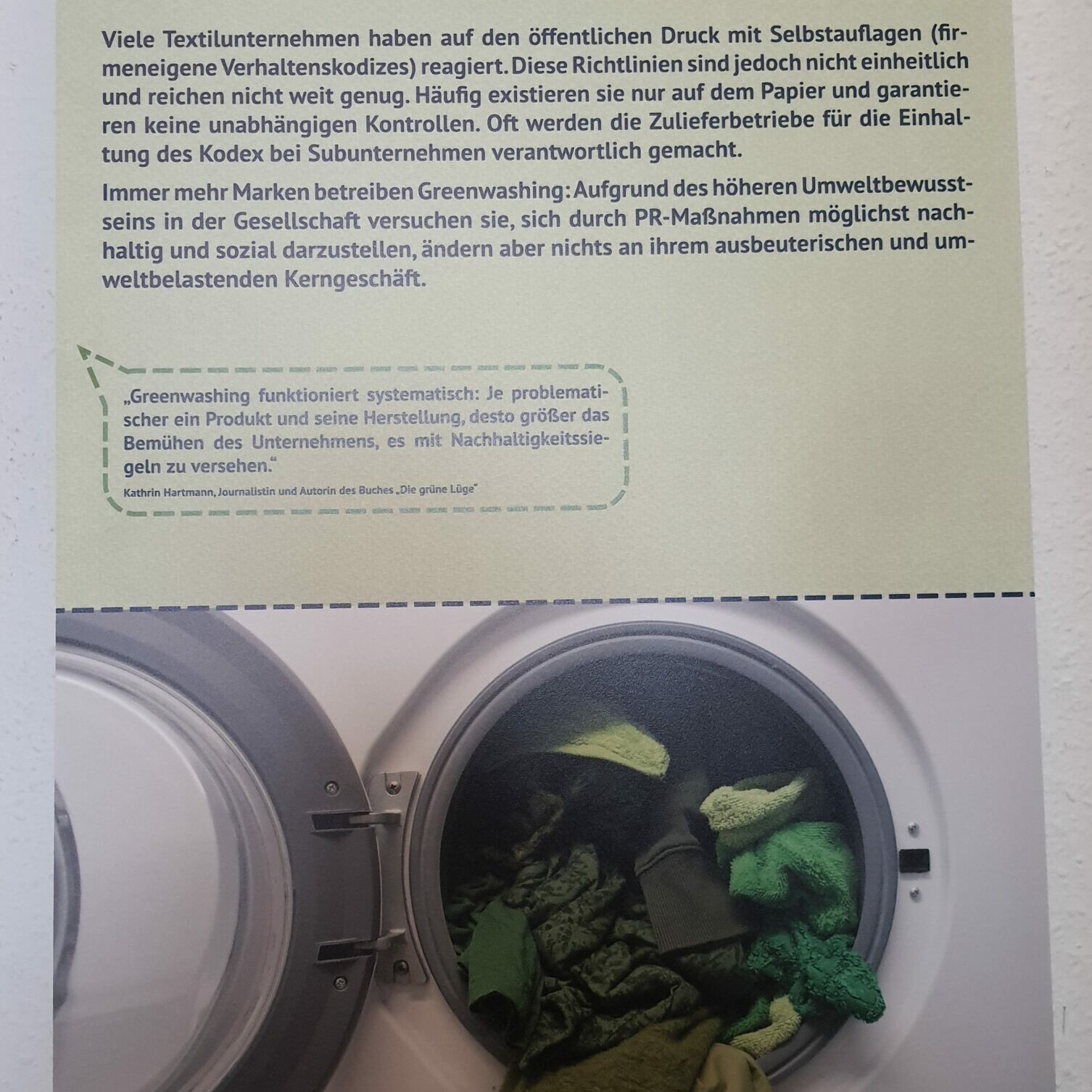 TrikotTausch Plakat mit einer Waschmaschine