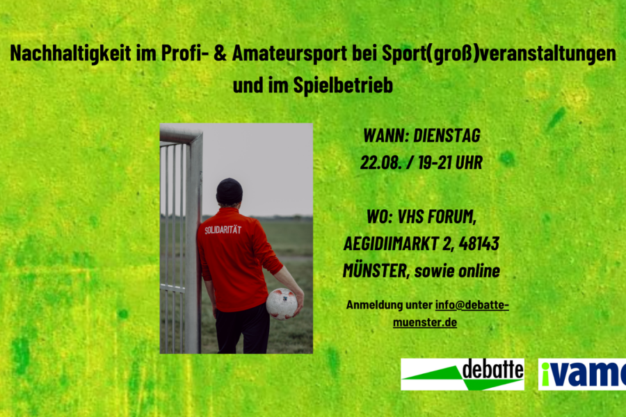 Auf einem grünen Untergrund ist ein Foto eines Mannes eingefügt, der in einem roten Triko in die Ferne schaut, in der Hand hält er einen Ball Rechts von dem Bild sind die Informationen über die Veranstaltung abgedruckt