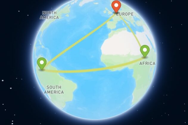 Globus mit drei verbunden Markern zur Erklärung einer Mapstory